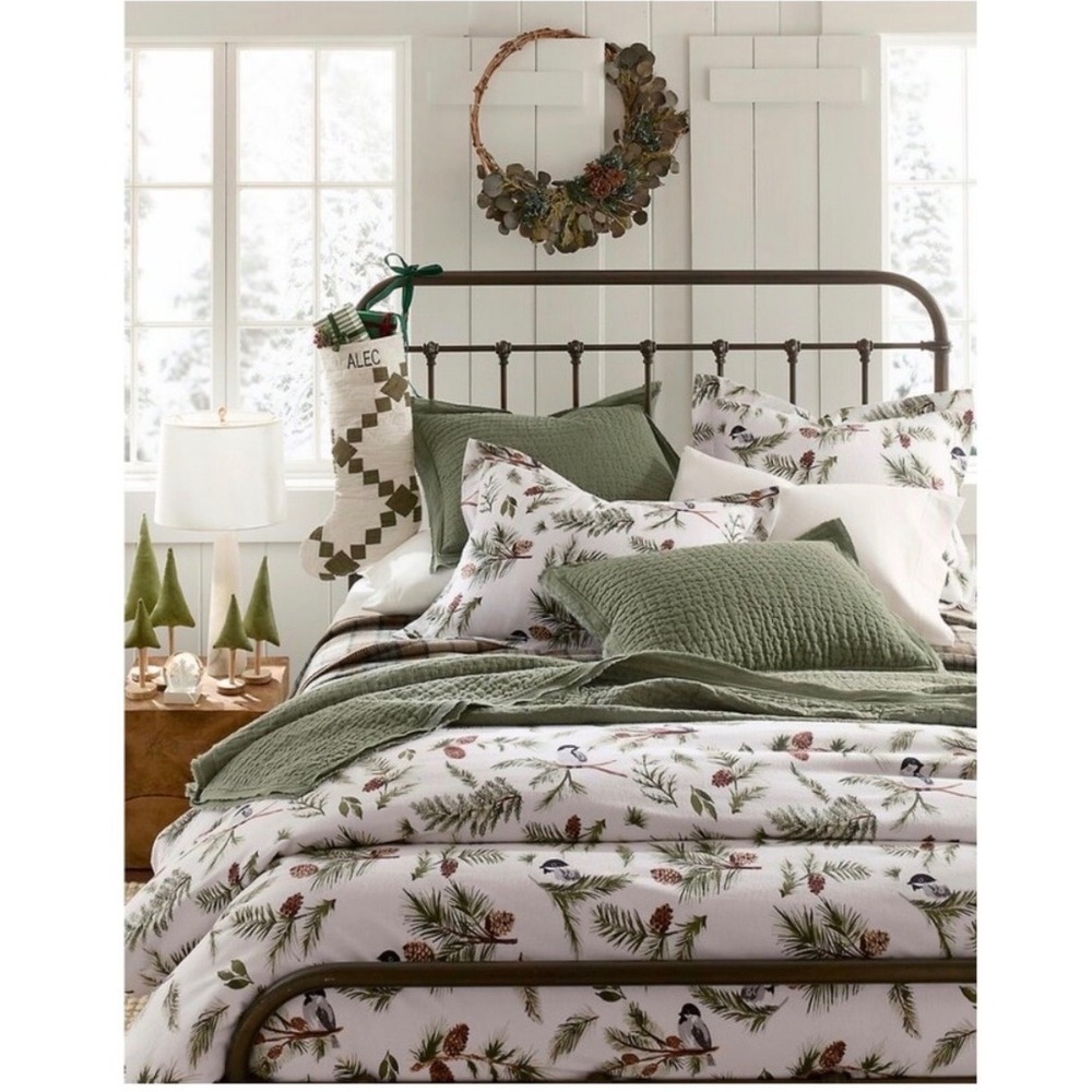 Garnet Hill Organic Cotton Flannel King duvet set Chickadee Pine cones bedding